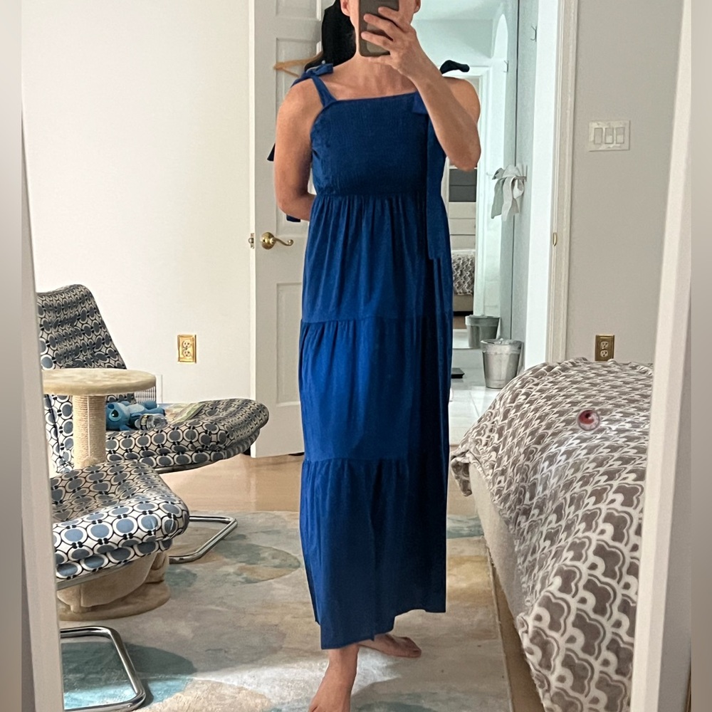 Blue dress